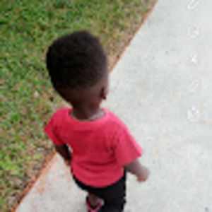 Meet your Posher, Lorie